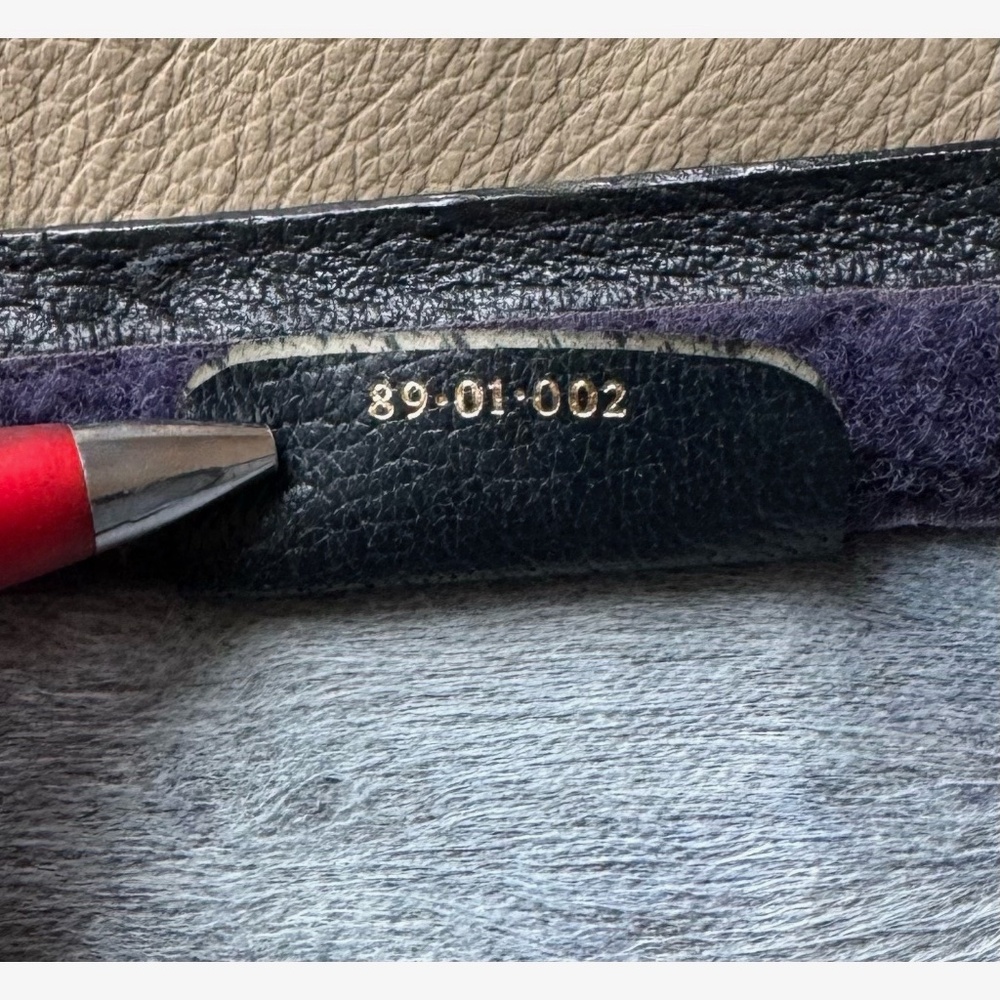 Authentic Vintage Gucci Web Monogram Canvas Black Leather Velcro Chain Clutch - Picture 10 of 11